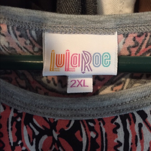 XXL LulaRoe Randy! - Picture 2 of 2